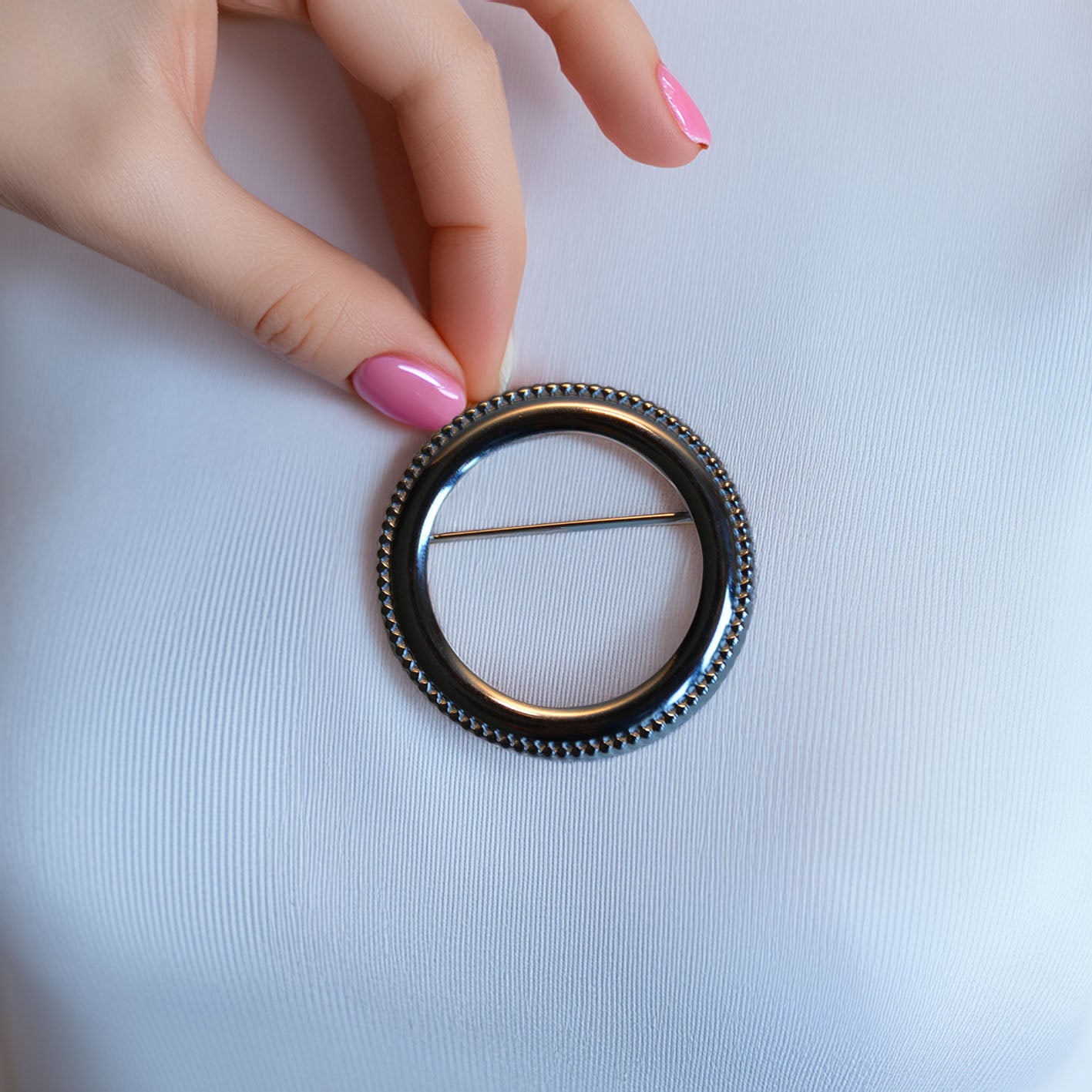Broche Olivia Zilver